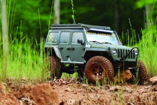 LIVING LARGE - Exploring the Trails with Axial’s Monster-Sized SCX6 Jeep JLU Wrangler