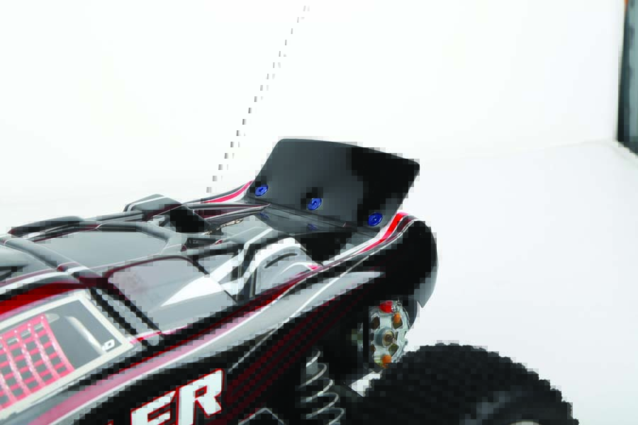 Rustler’s rear wing enhances rear-end grip for better traction at speed.
