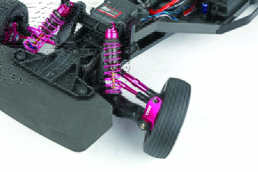 Upgraded Traxxas aluminum parts and big-bore shocks adorn the 5.0’s front end.