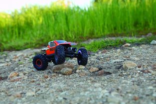 CRAWL EVERYTHING - Axial Adventure AX24 XC-1 4WS Crawler Brushed RTR