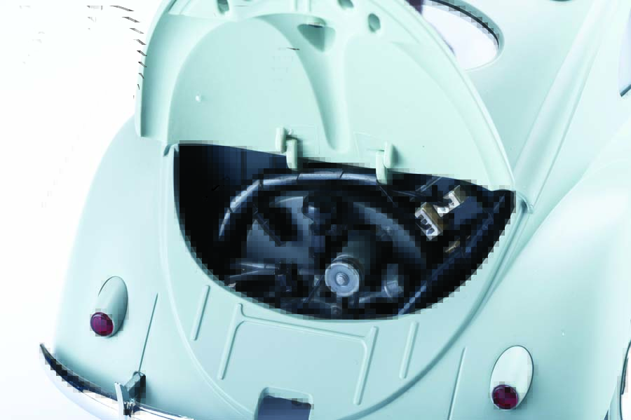 RocHobby includes a scale replica air-cooled 4-cylinder engine in the back of the car that conceals the RC’s 130-type electric motor.