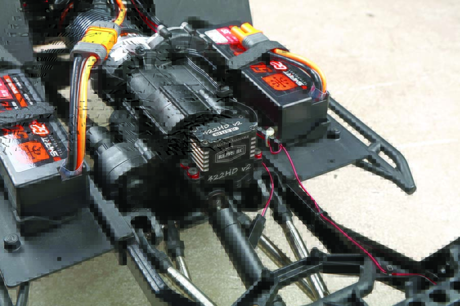 We added a Reefs RC 422HD V2 servo to augment the two-speed transmission’s shifting capabilities on this hefty rig.